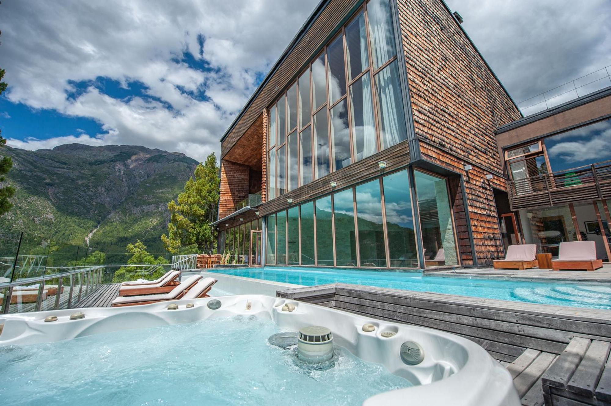 Uman Lodge Patagonia Chile Futaleufu Bagian luar foto